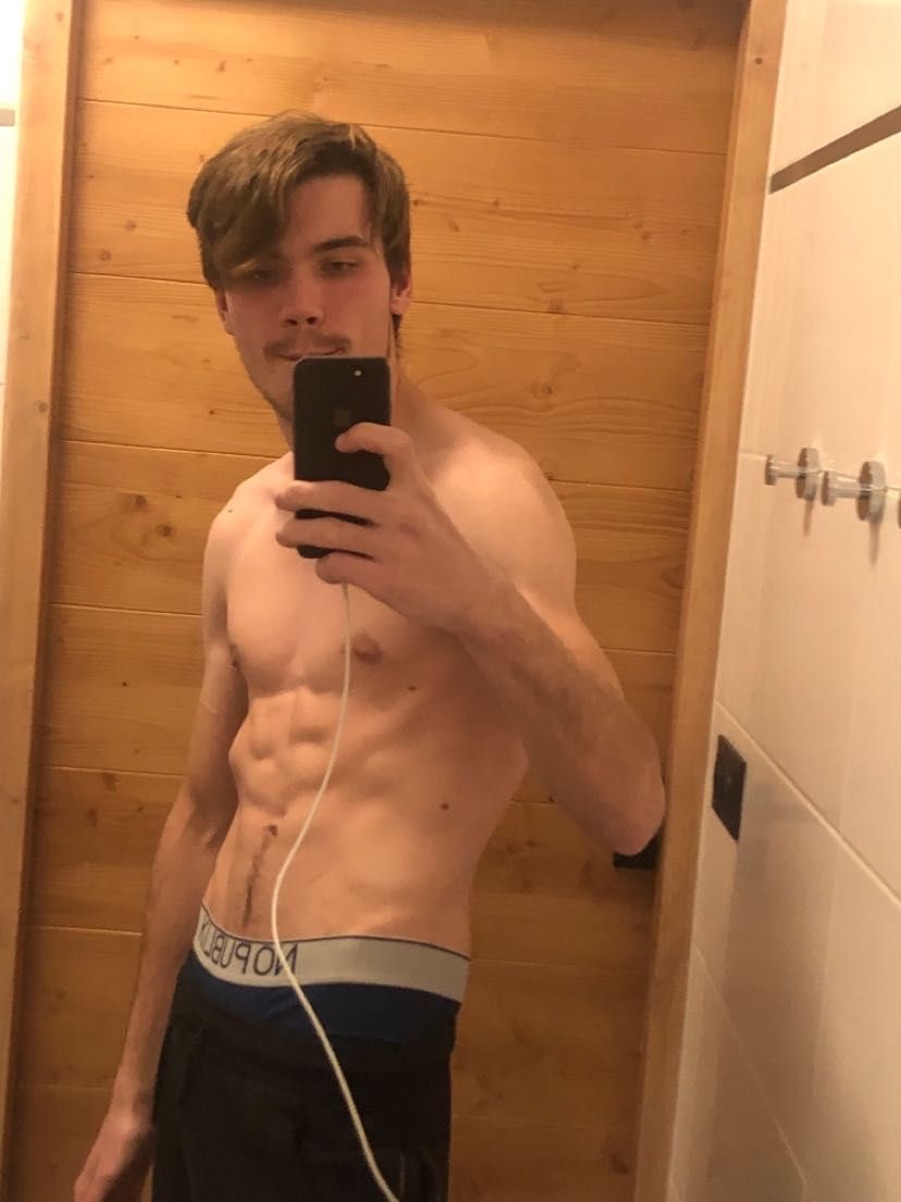 Profil de Jean-karim, 21 ans, Annonce gay à Verbier