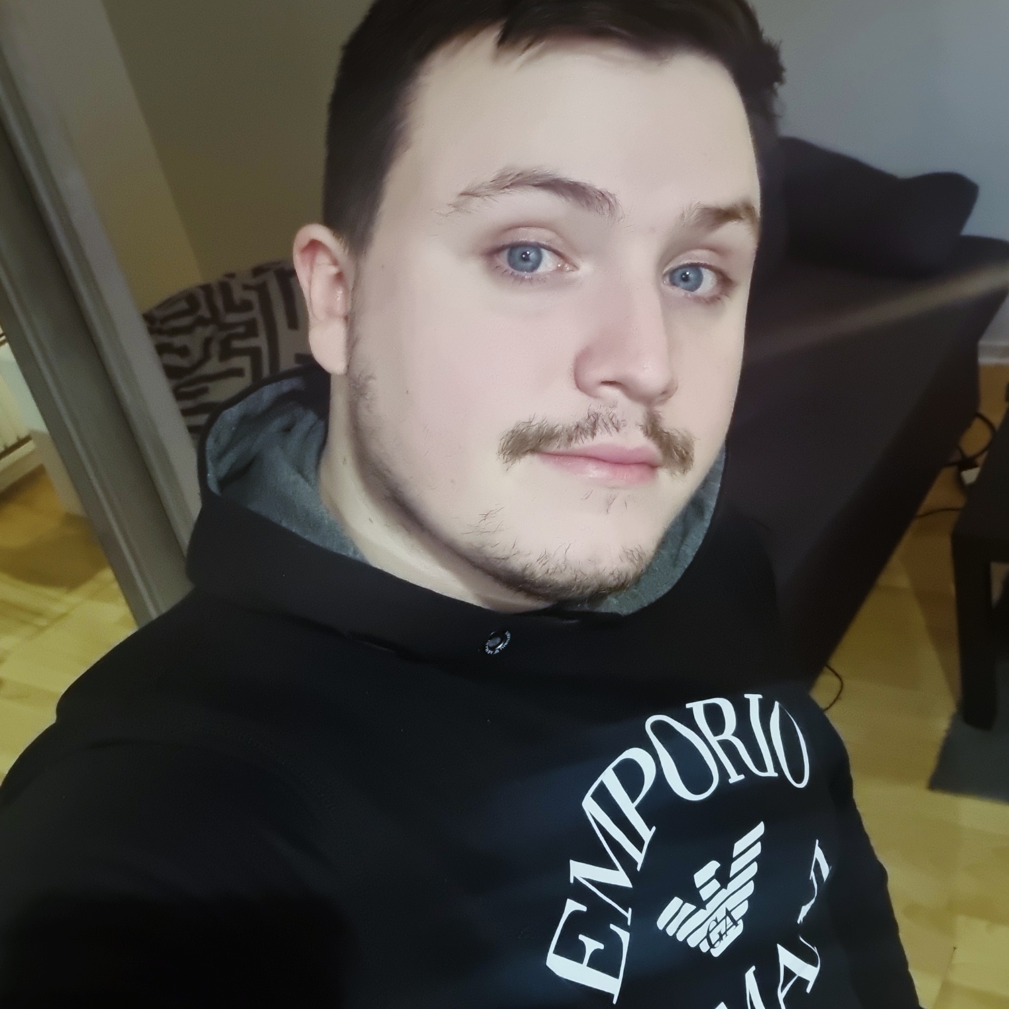 Profil de Ermes, 26 ans, Annonce gay à Horw