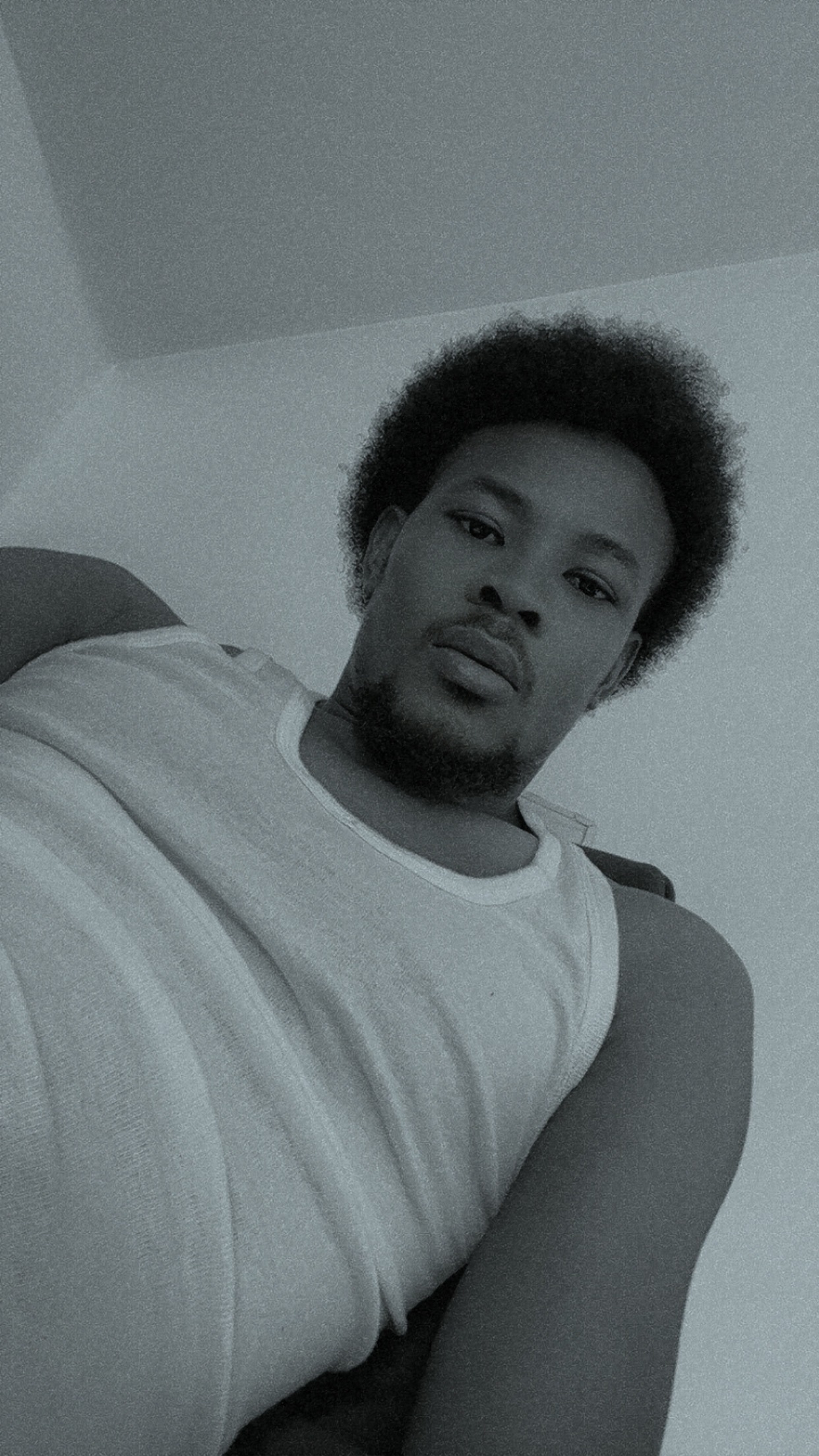 Profil de Luiz, 26 ans, Annonce gay à Ascharina