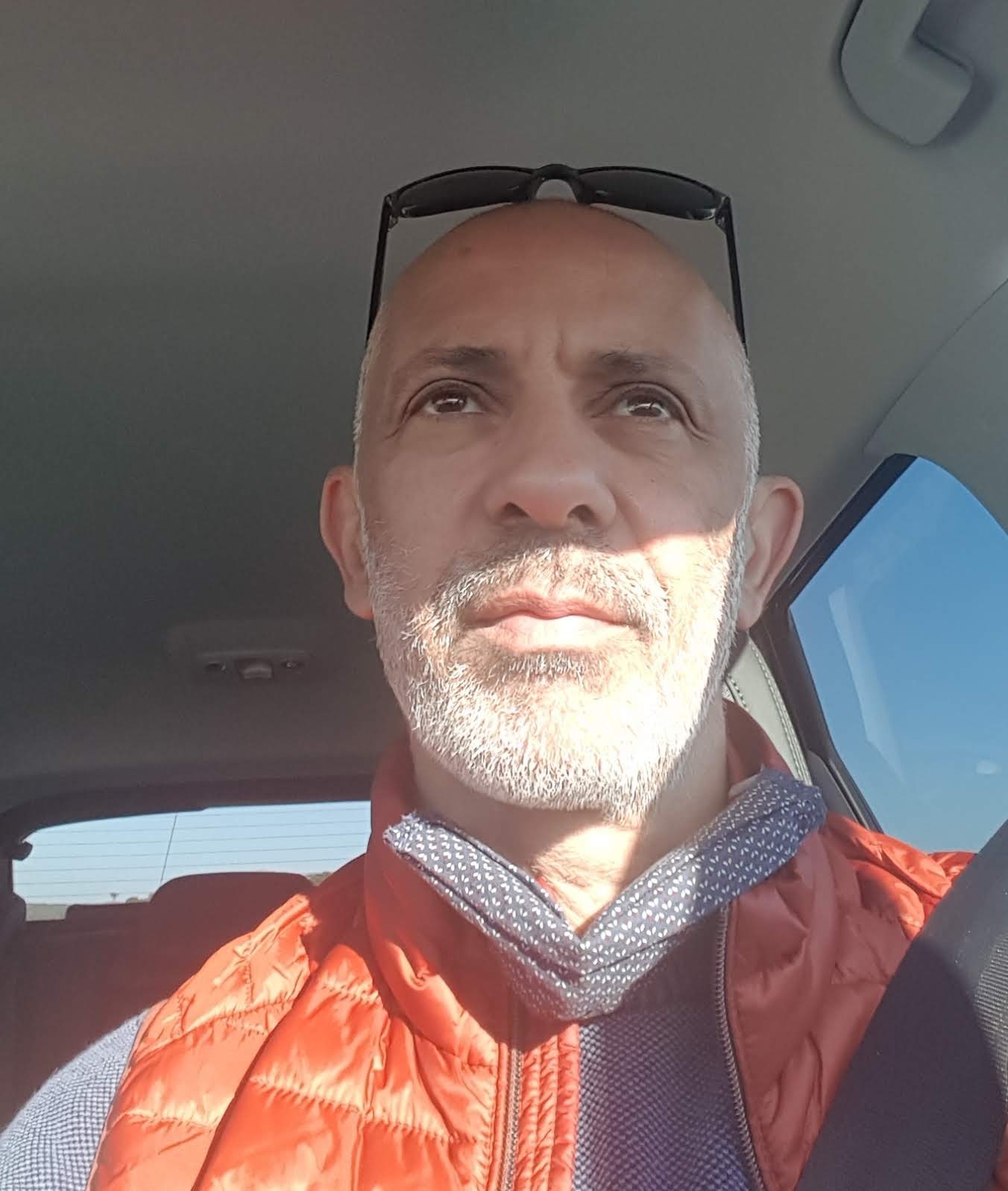 Profil de Bayron, 51 ans, Annonce gay à Bettens
