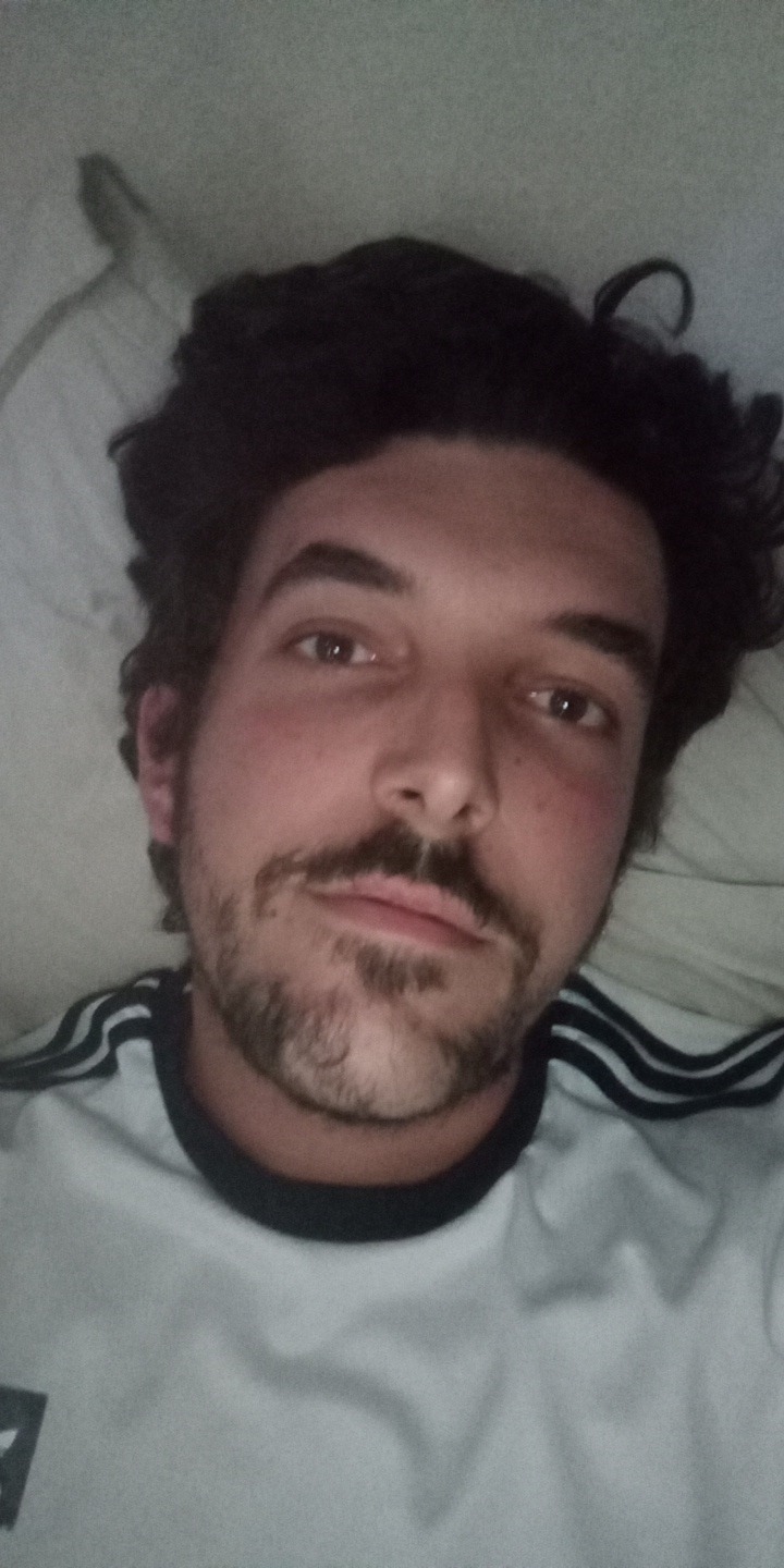 Profil de Illyas, 26 ans, Annonce gay à Sévery