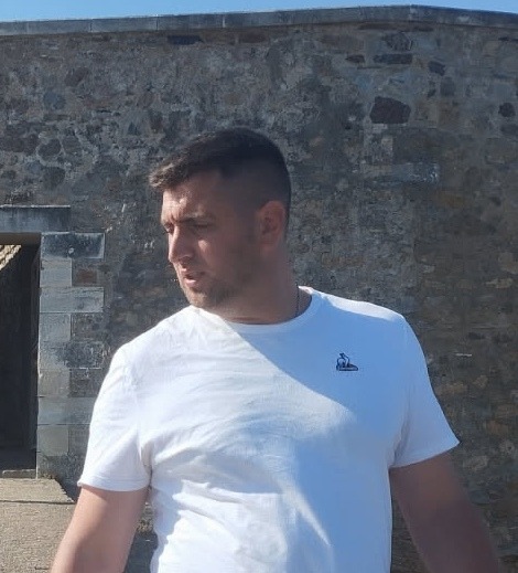 Profil de Destin, 31 ans, Annonce gay à Nods
