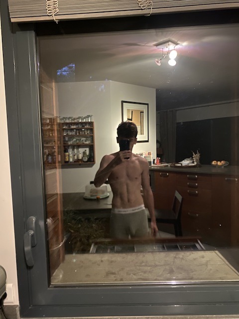 Profil de Ubald, 21 ans, Annonce gay à Münchenwiler