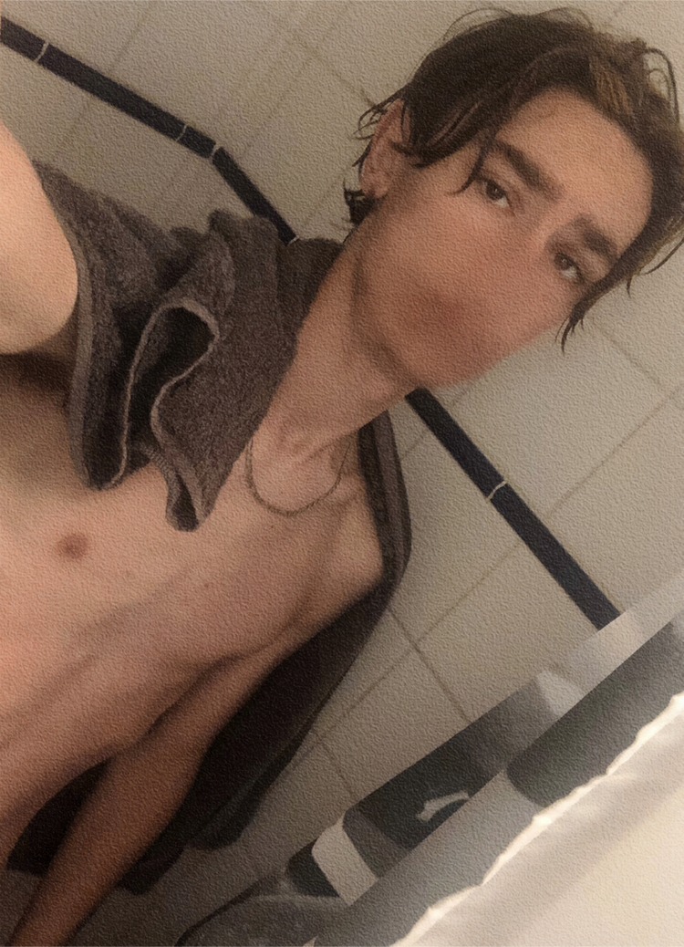 Profil de Jossua, 19 ans, Annonce gay à Triengen