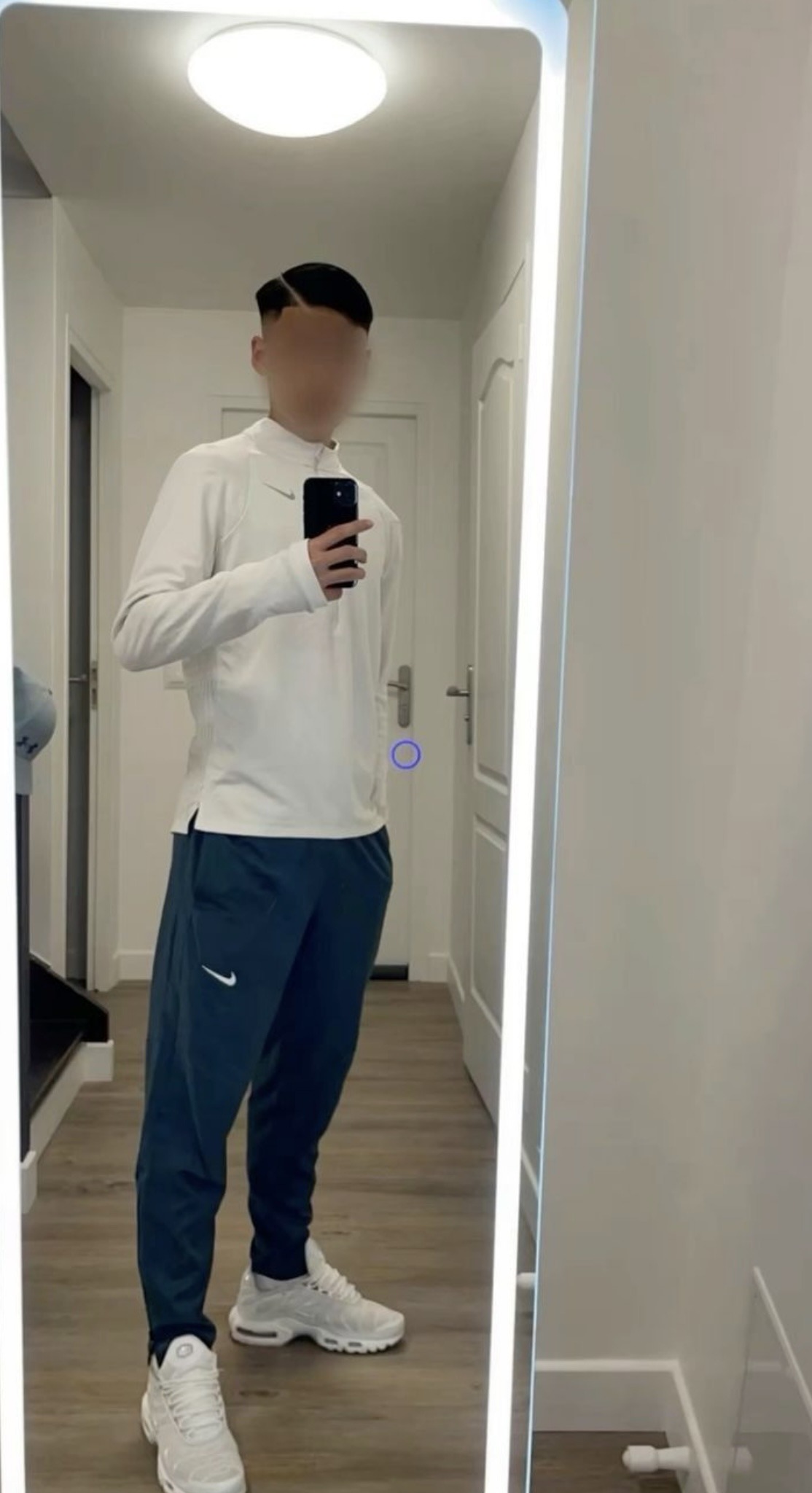 Profil de Souleiman, 19 ans, Annonce gay à Veyras