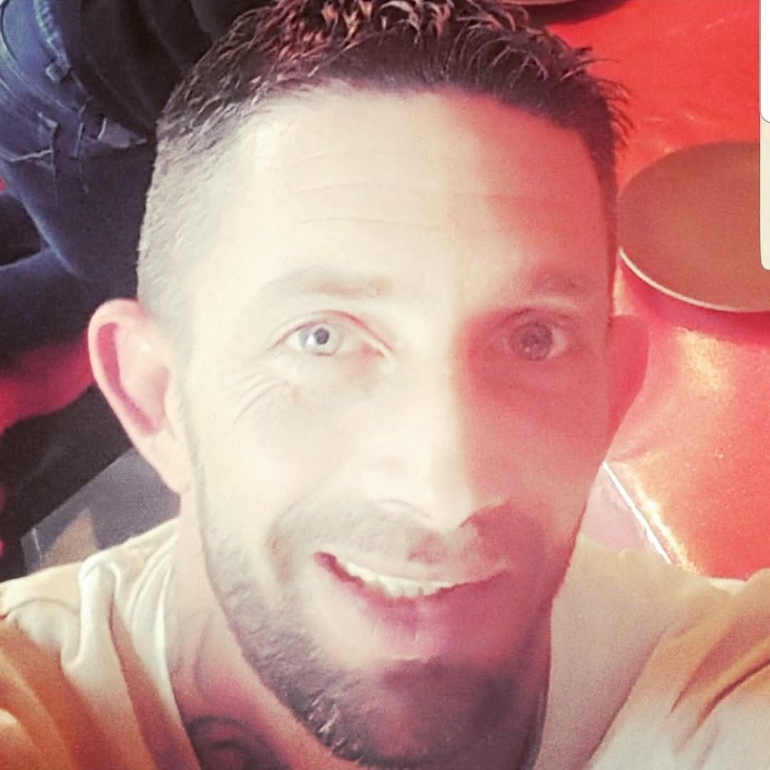 Profil de Keaton, 41 ans, Annonce gay à Le Séchey