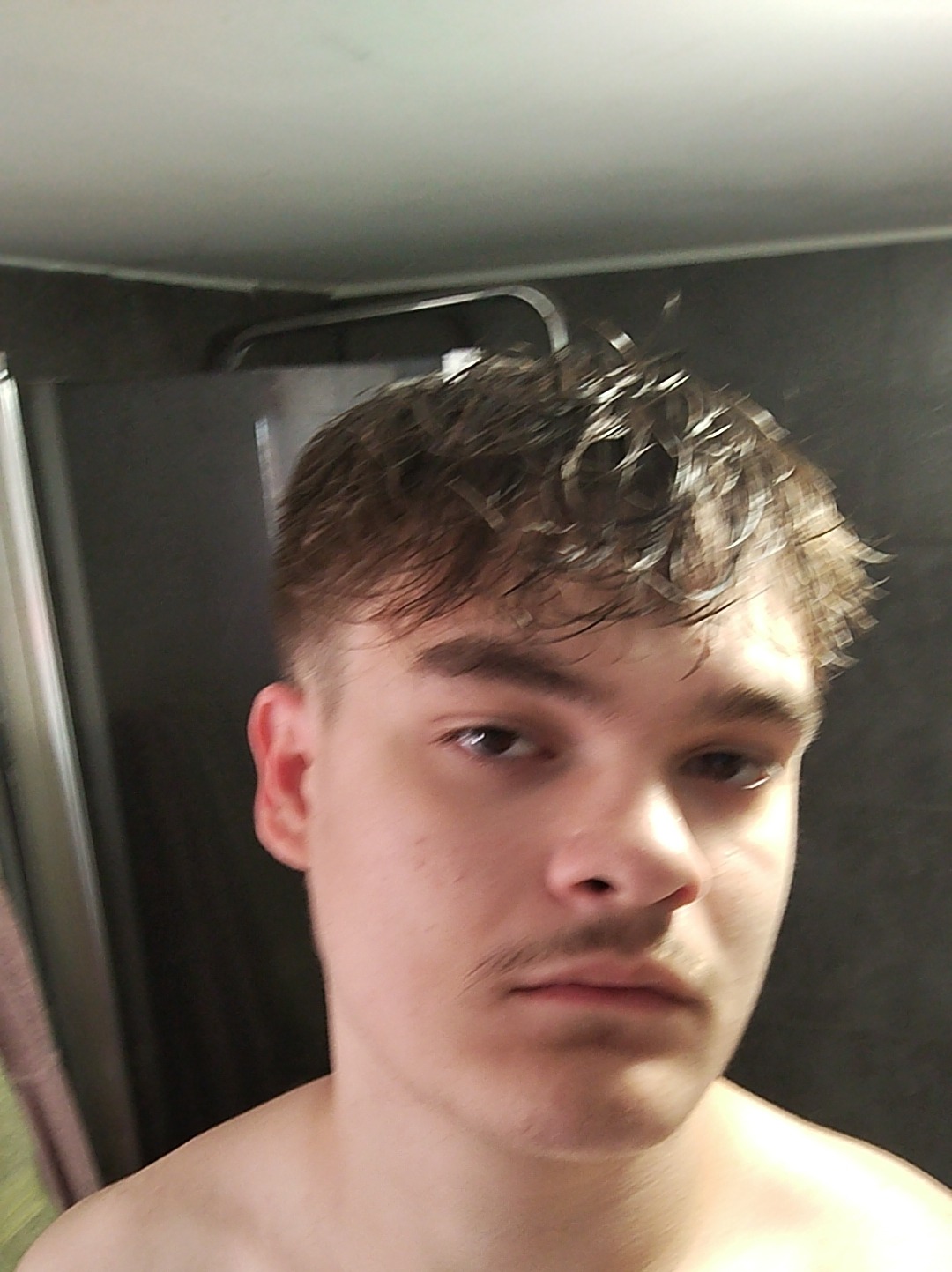 Profil de Nayel, 19 ans, Annonce gay à Triengen