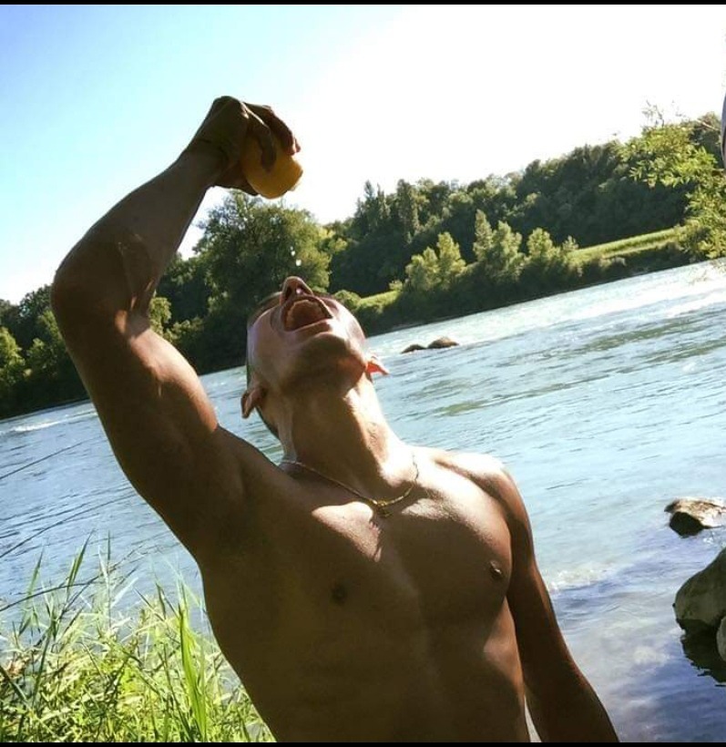 Profil de Allistair, 34 ans, Annonce gay à Bonaduz