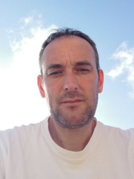 Profil de Salvador, 52 ans, Annonce gay à Nods
