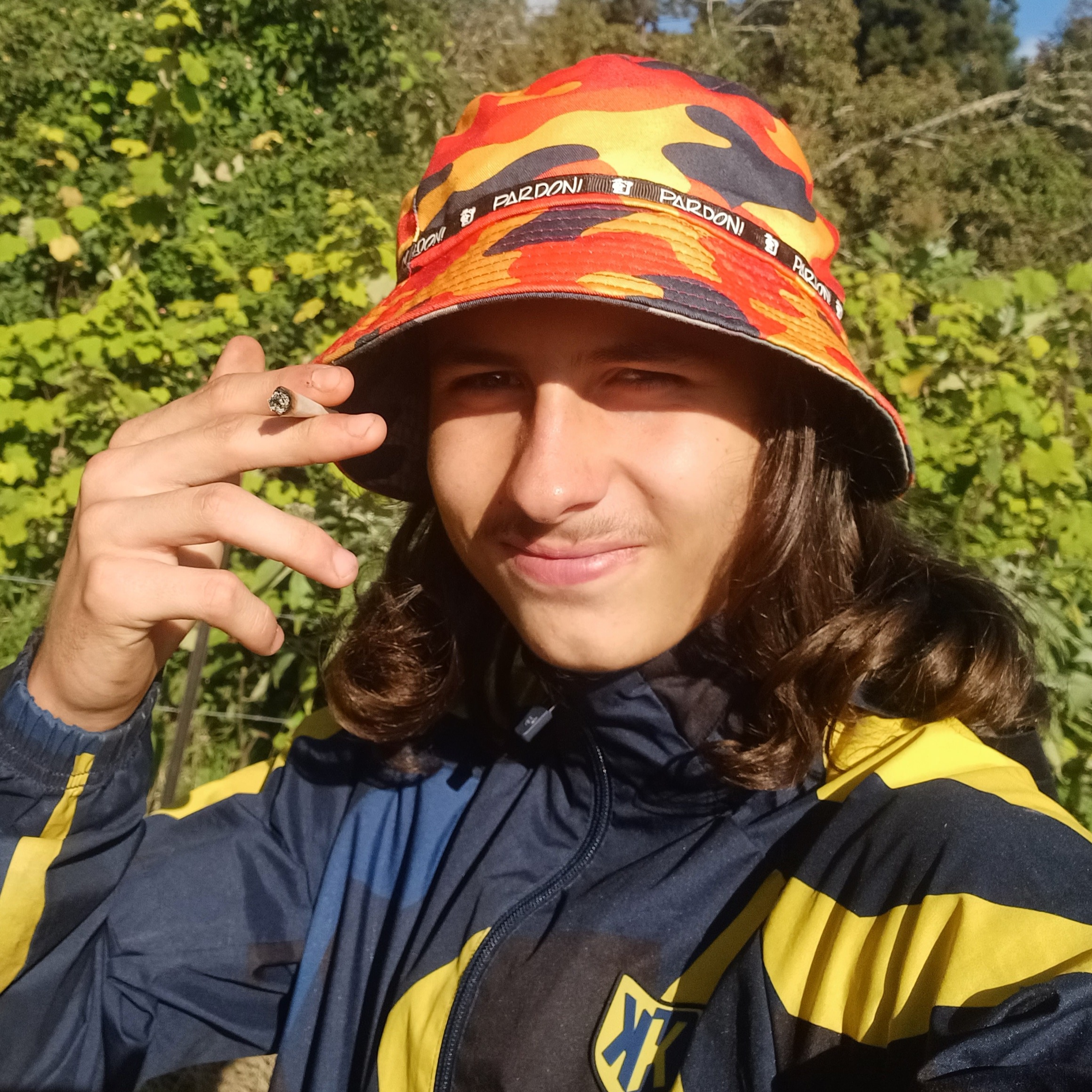Profil de Hamidou, 20 ans, Annonce gay à Balmberg