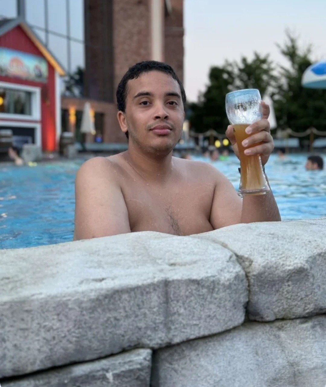 Profil de Lazare, 28 ans, Annonce gay à Orvin