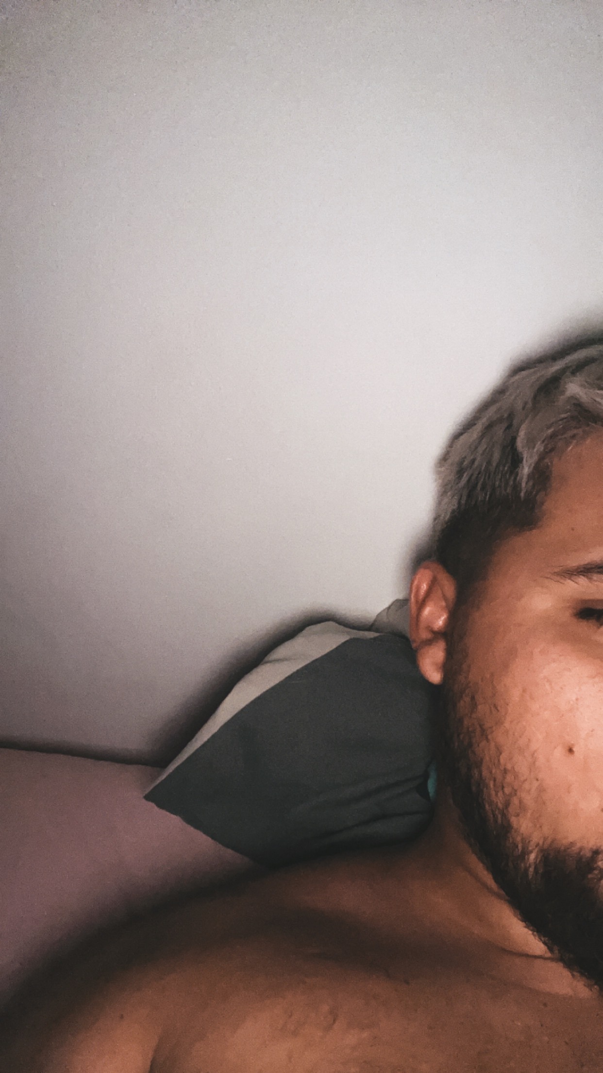 Profil de Umar, 23 ans, Annonce gay à Châtelaine