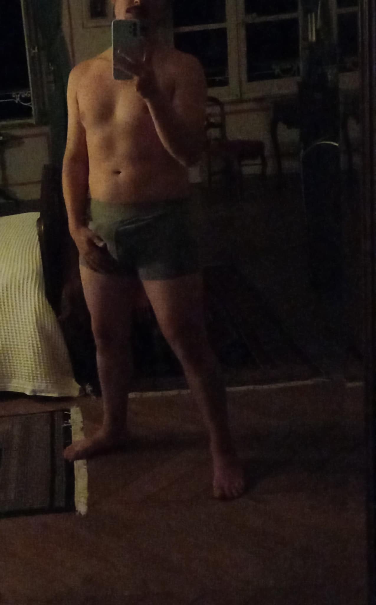 Profil de Néo, 27 ans, Annonce gay à Versoix