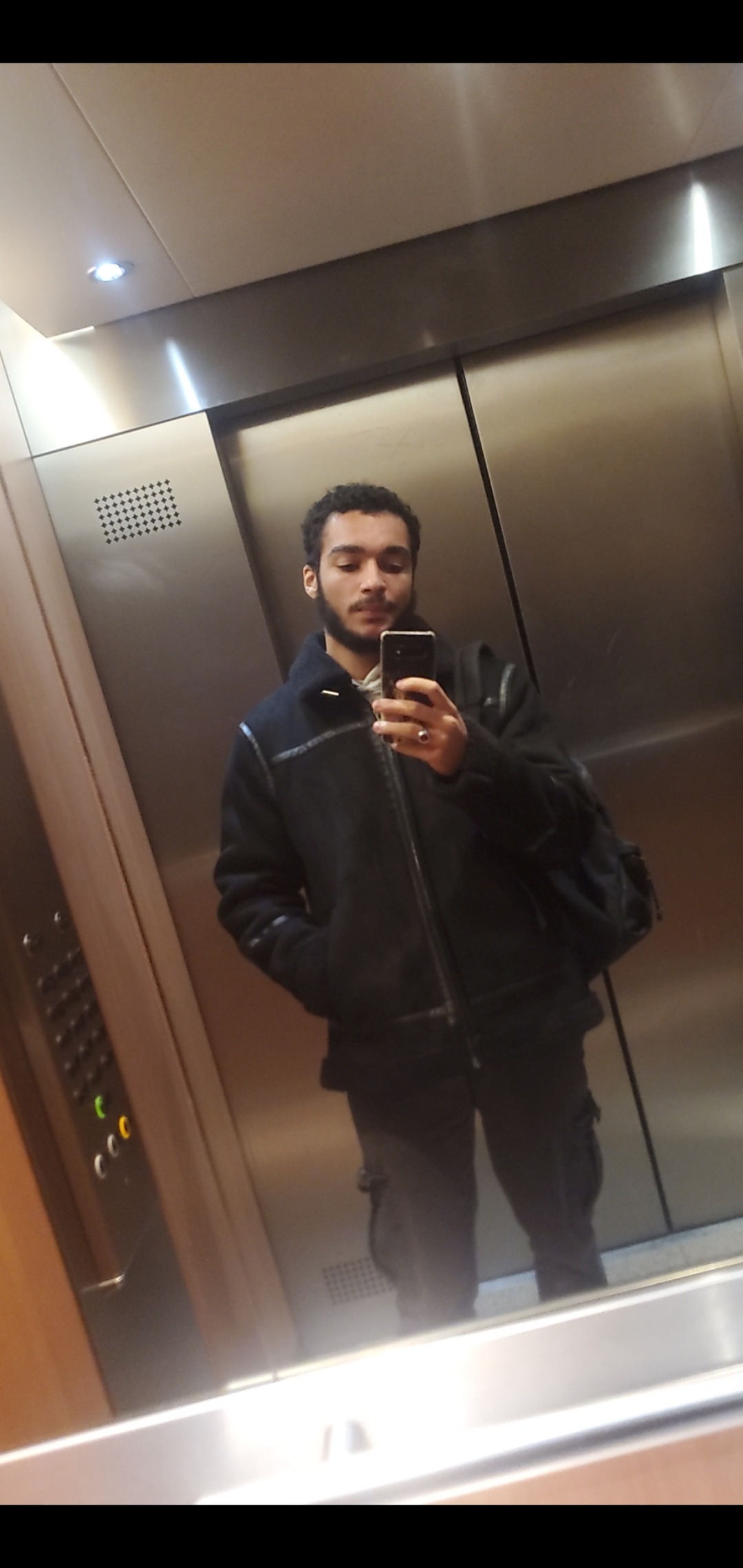 Profil de Rachide, 20 ans, Annonce gay à Ballwil