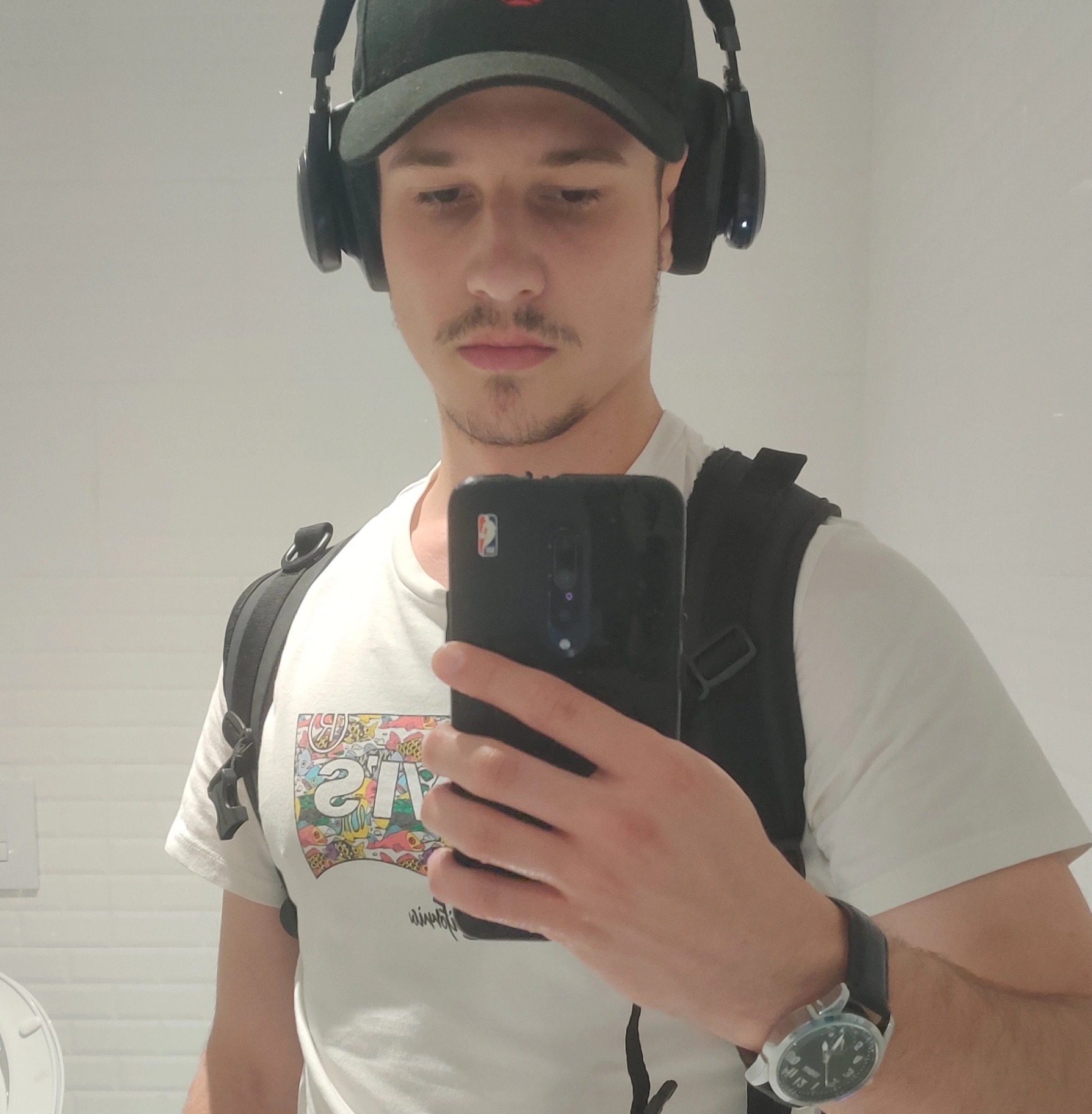 Profil de Ioan, 18 ans, Annonce gay à Nods