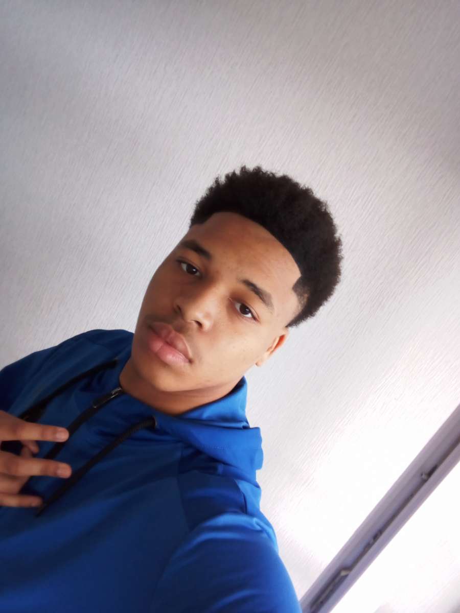 Profil de Tylan, 21 ans, Annonce gay à Rohrbach