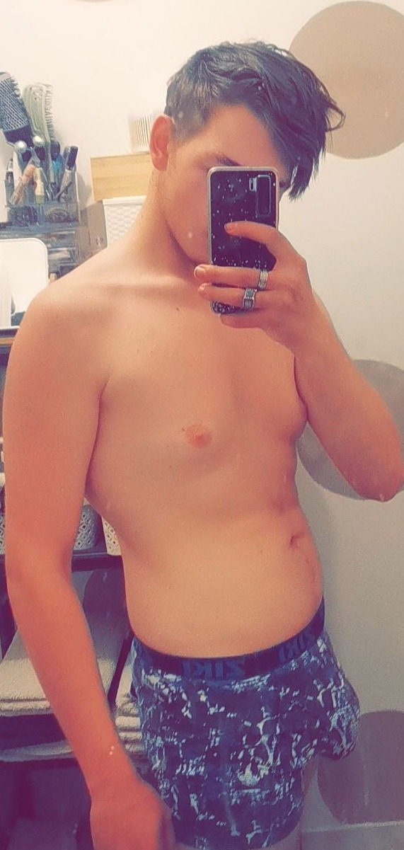 Profil de Bilele, 20 ans, Annonce gay à Biberstein