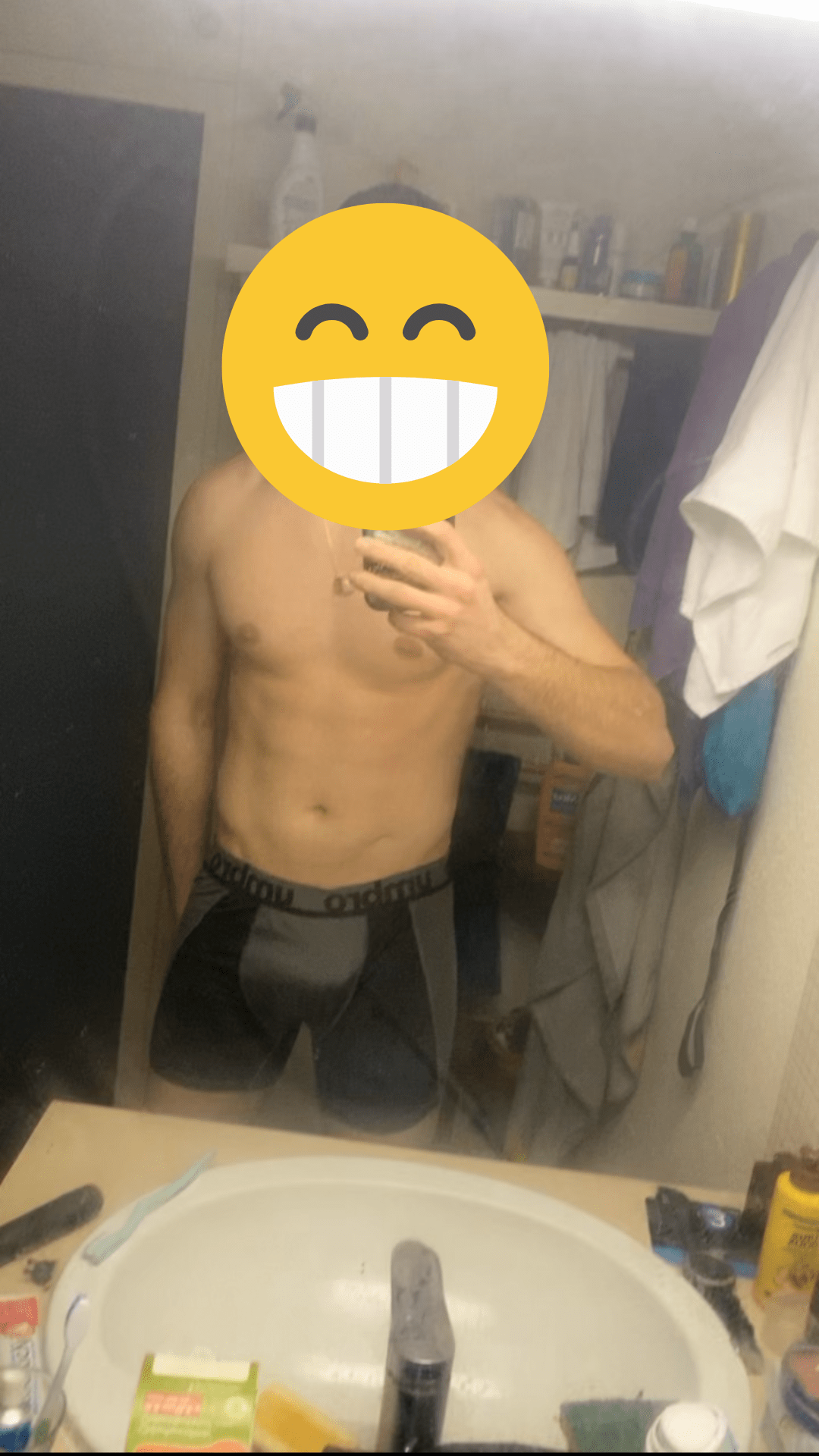 Profil de Alin, 23 ans, Annonce gay à Begnins
