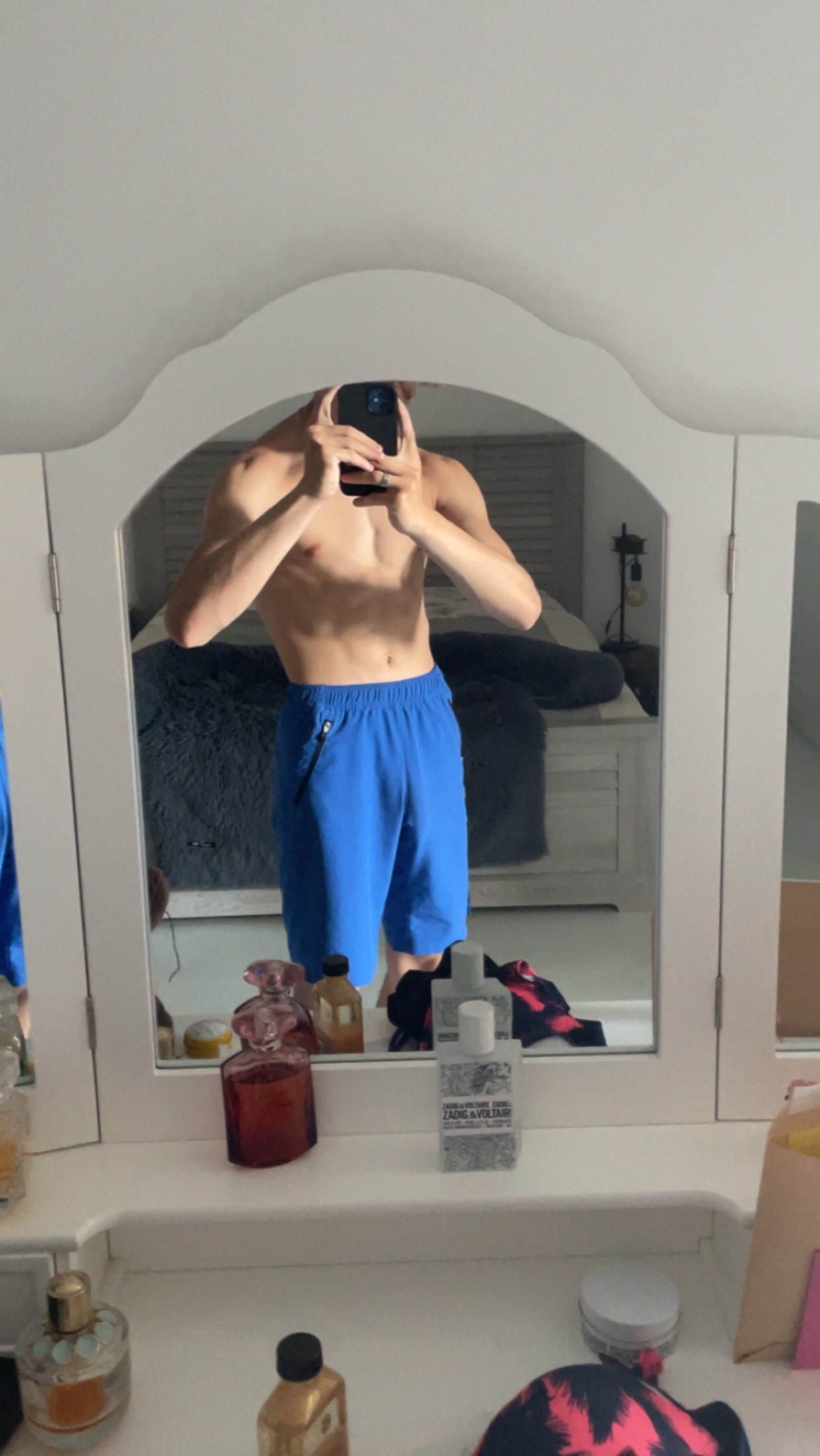 Profil de Elyesse, 18 ans, Annonce gay à Schüpbach