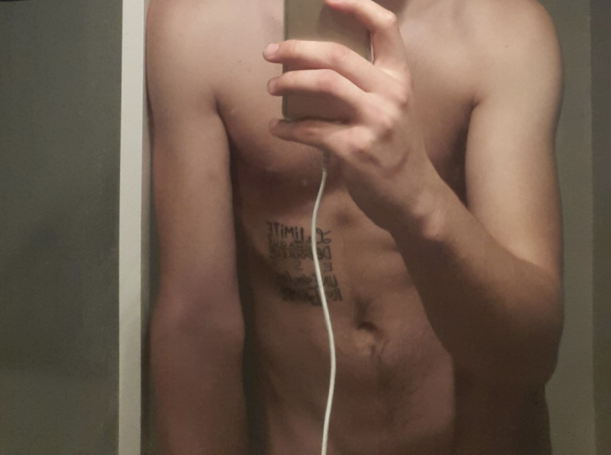 Profil de Baudouin, 26 ans, Annonce gay à Hinterfultigen