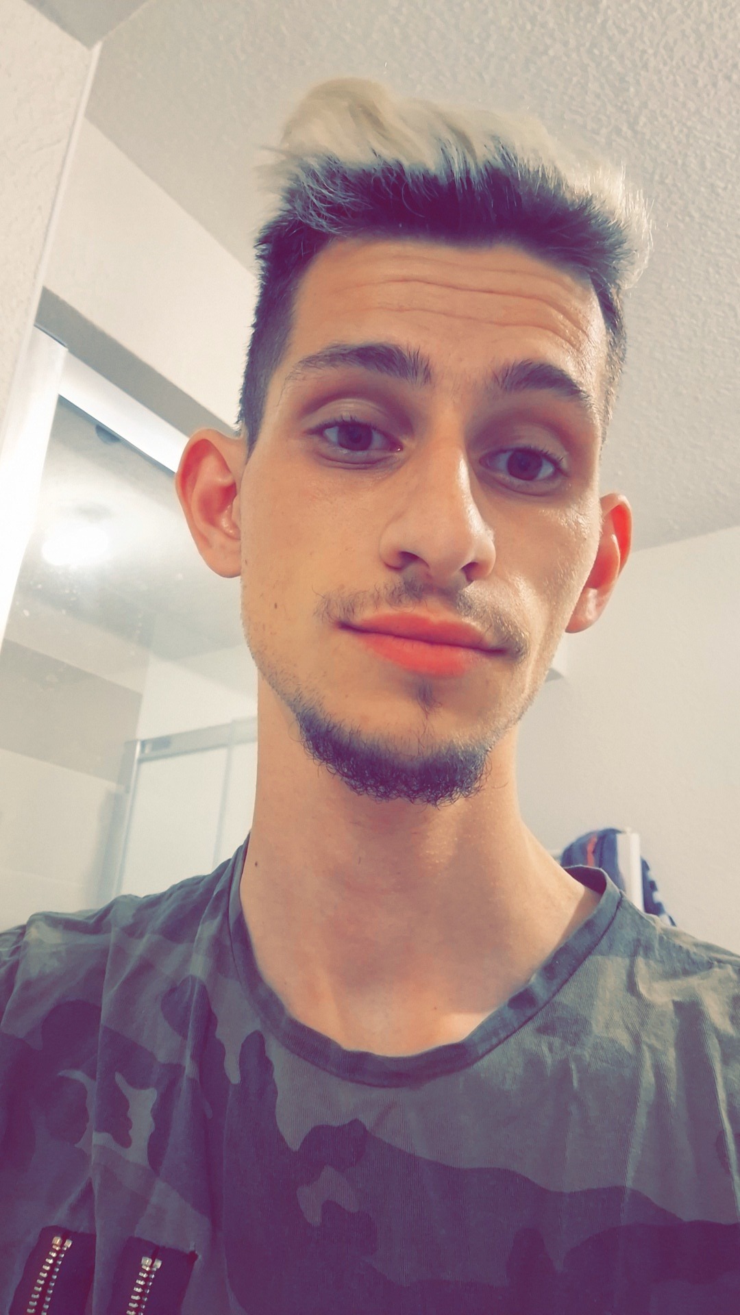 Profil de Richardson, 26 ans, Annonce gay à Rasa