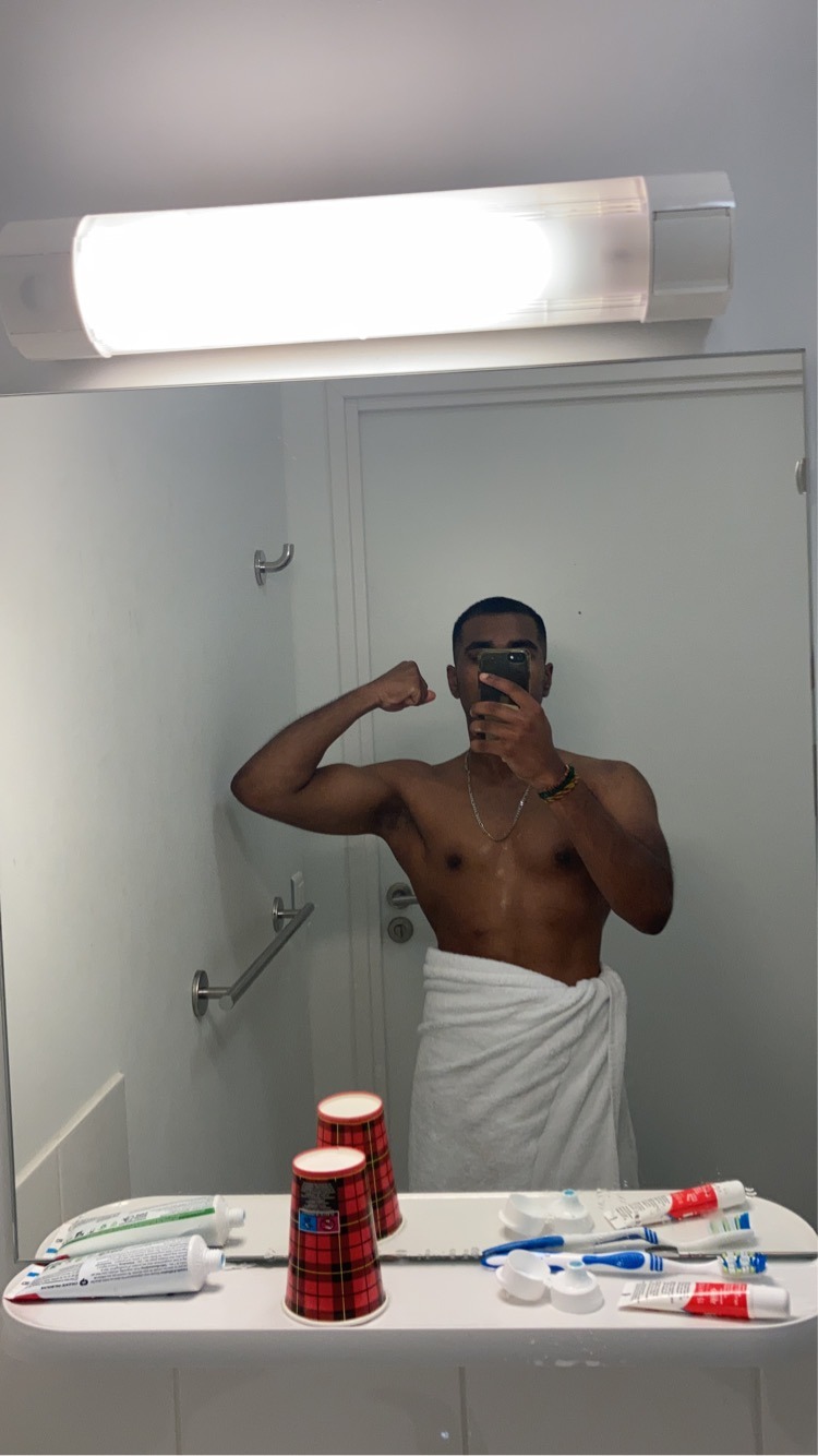 Profil de Jakub, 30 ans, Annonce gay à Choëx