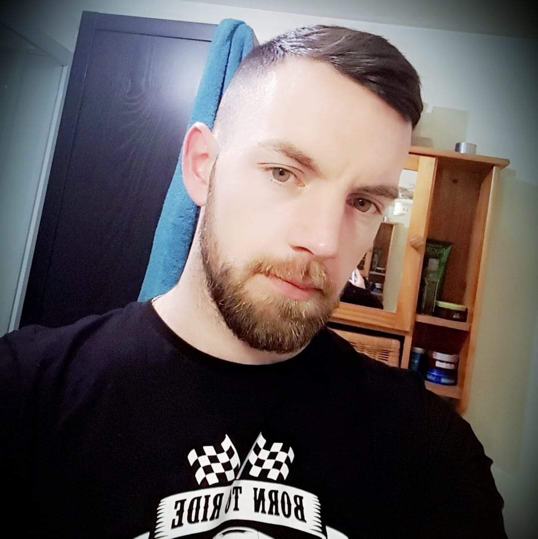 Profil de Yacir, 37 ans, Annonce gay à Maloja