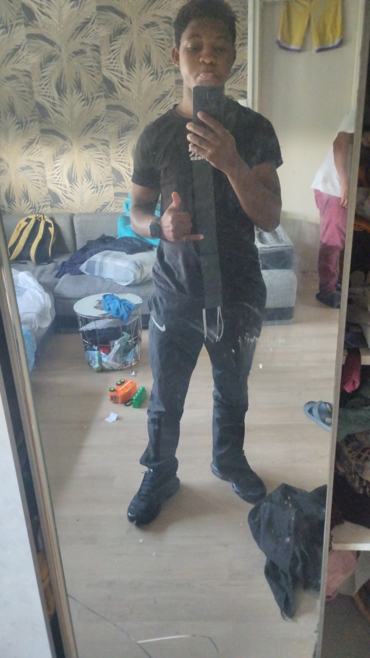 Profil de Nermin, 18 ans, Annonce gay à Ernen
