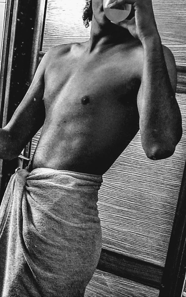 Profil de Mirko, 21 ans, Annonce gay à Oleyres