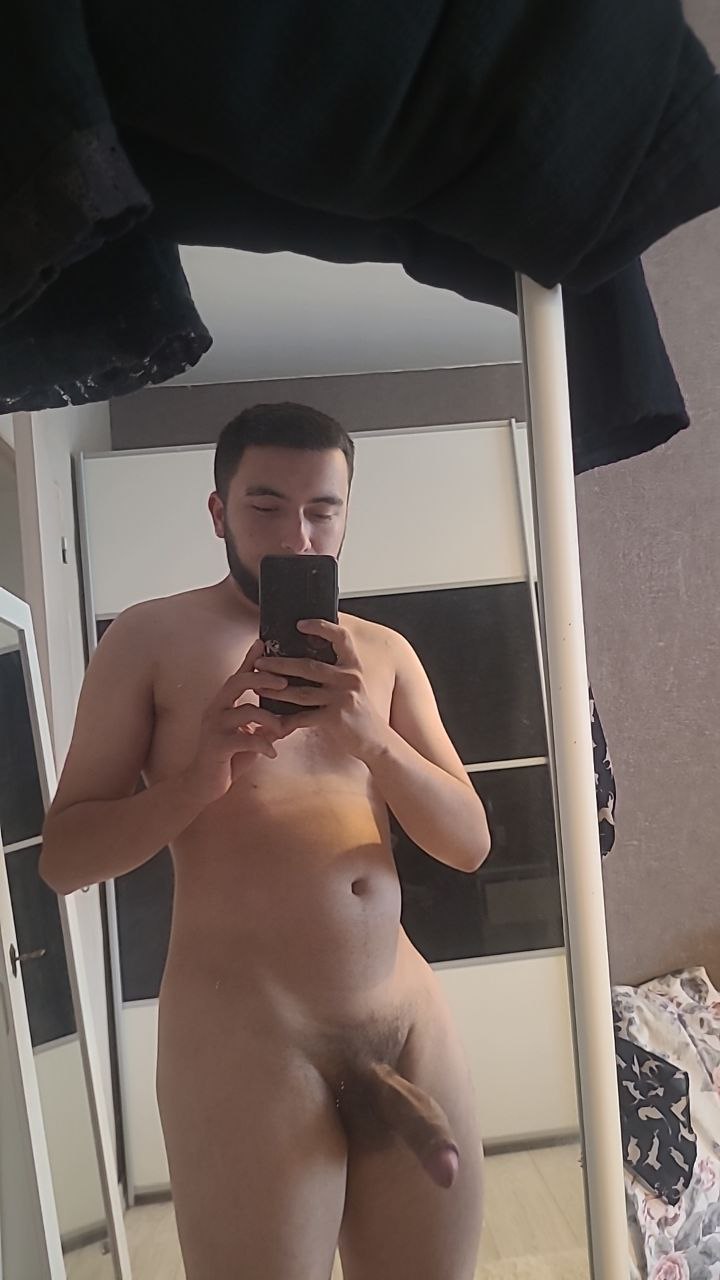 Profil de Ilyes, 21 ans, Annonce gay à Flühli LU