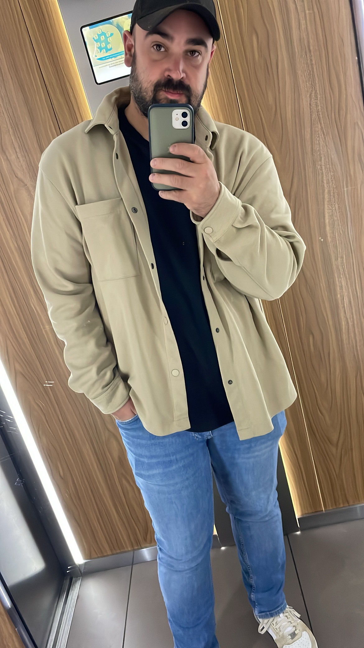 Profil de Turenne, 34 ans, Annonce gay à Tschappina