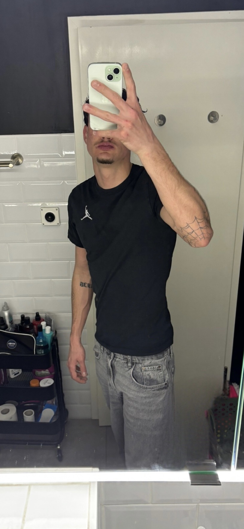Profil de Serhan, 20 ans, Annonce gay à Hinterfultigen