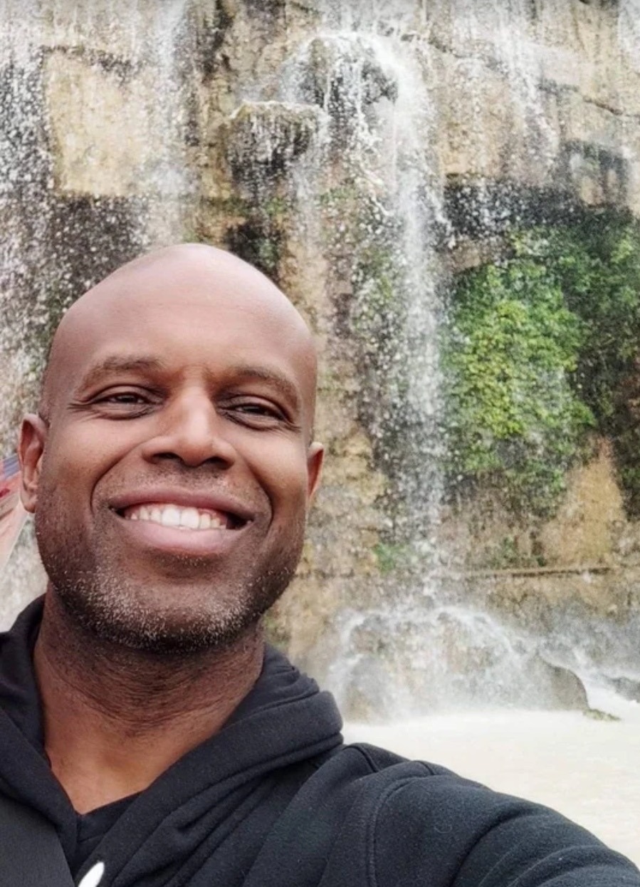 Profil de Willow, 45 ans, Annonce gay à Oey