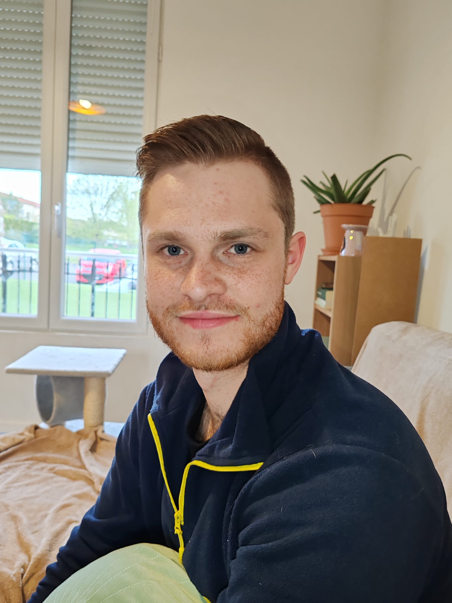 Profil de Aymeric, 26 ans, Annonce gay à Plons