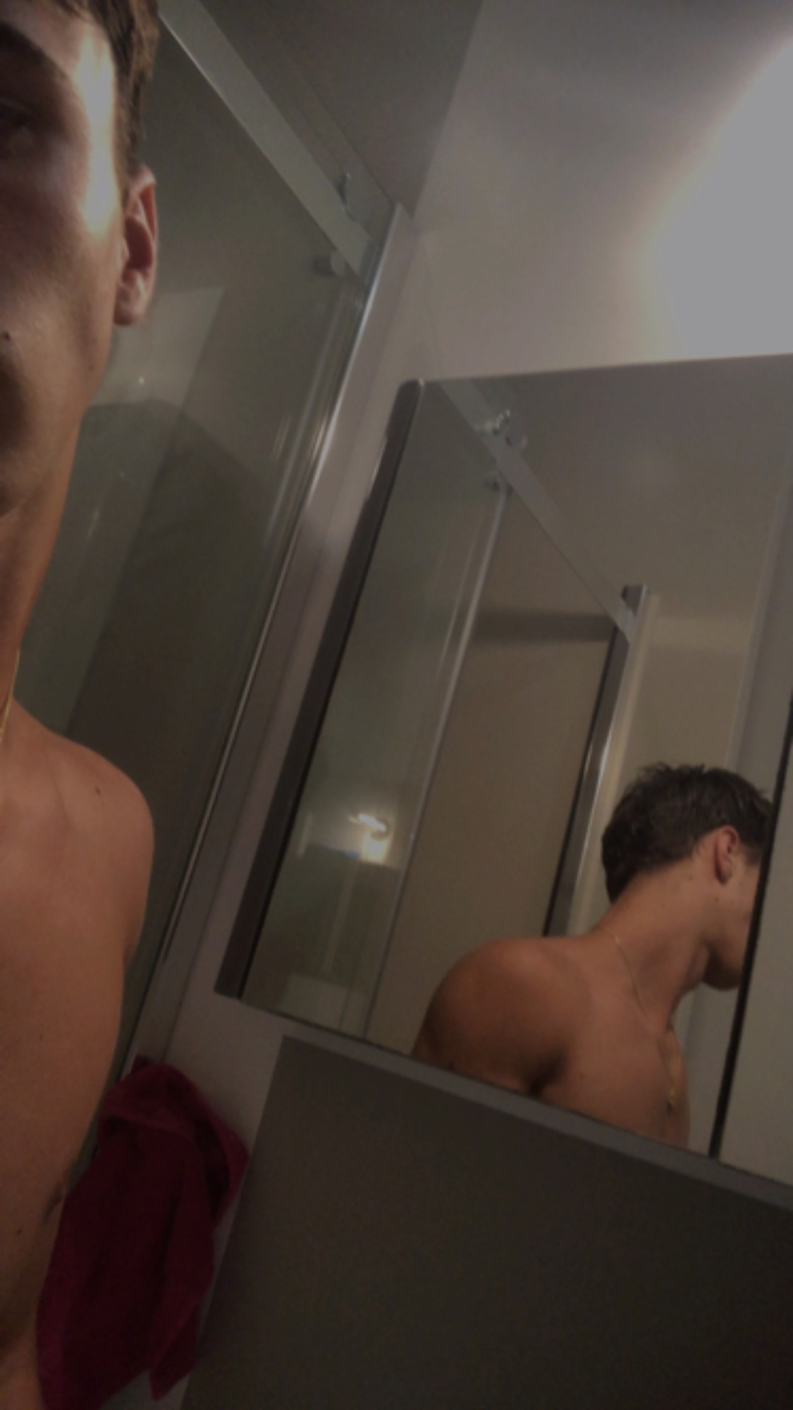 Profil de Bano, 18 ans, Annonce gay à Monible