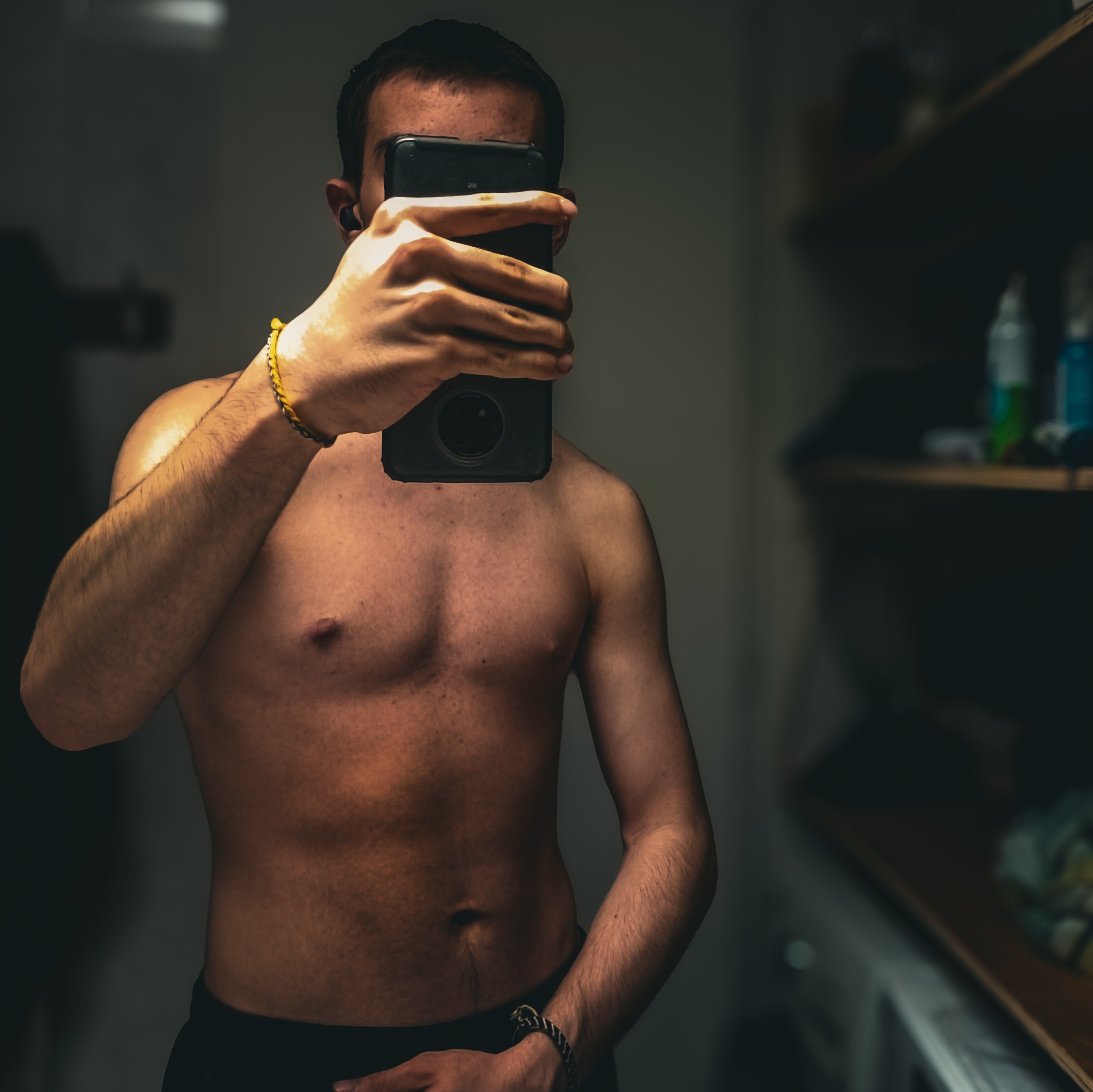 Profil de Aadel, 20 ans, Annonce gay à Bonaduz