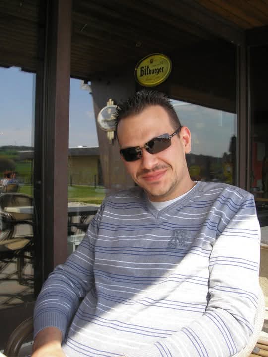 Profil de Olindo, 46 ans, Annonce gay à St. Antönien