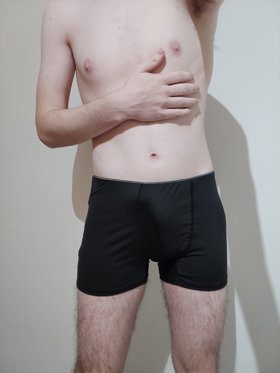 Profil de Hafez, 18 ans, Annonce gay à Oey