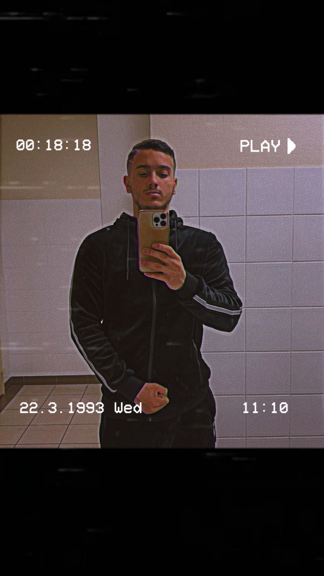 Profil de Manasse, 20 ans, Annonce gay à Böttstein