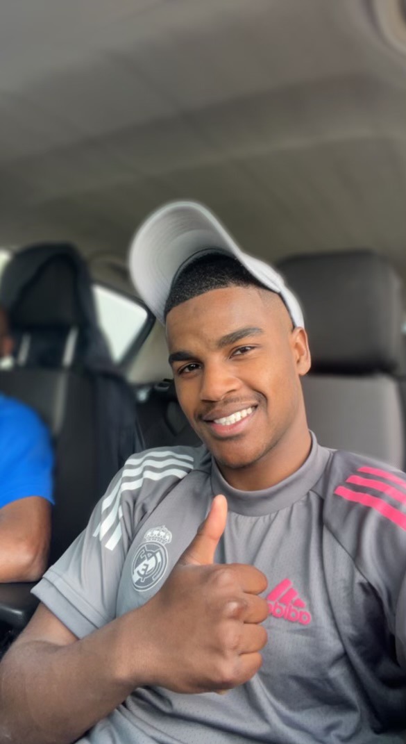 Profil de Yowan, 19 ans, Annonce gay à Vacallo