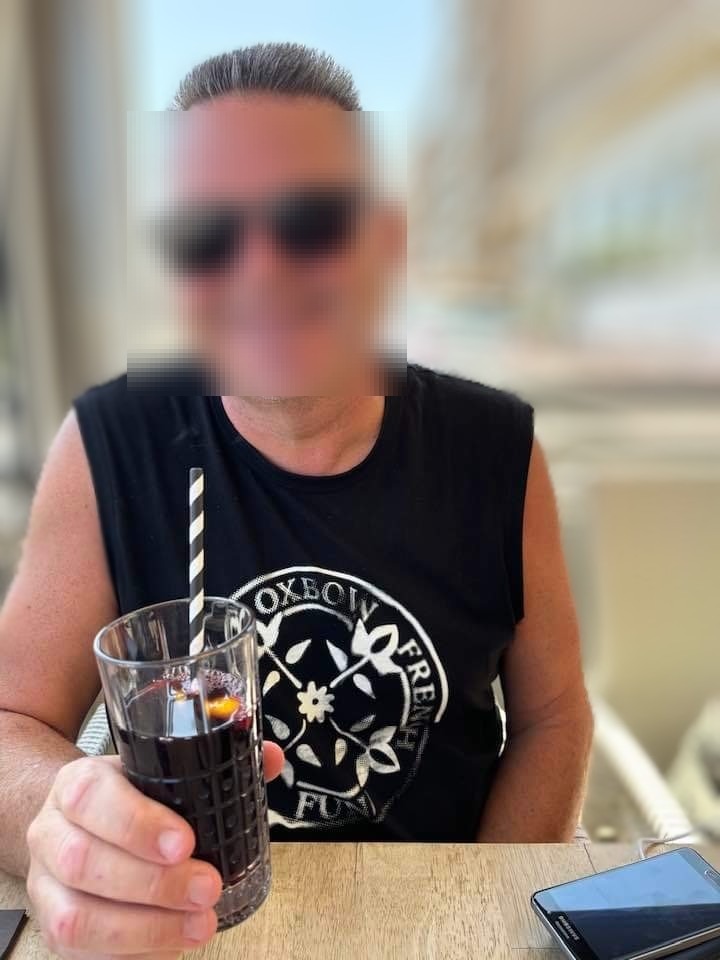 Profil de Fessal, 55 ans, Annonce gay à Herlisberg