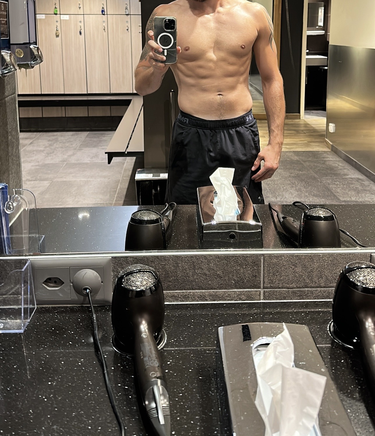 Profil de Hiram, 27 ans, Annonce gay à Monte