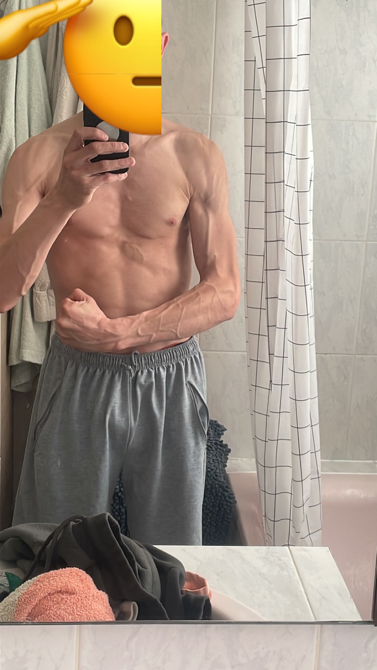Profil de Yoran, 28 ans, Annonce gay à Travers