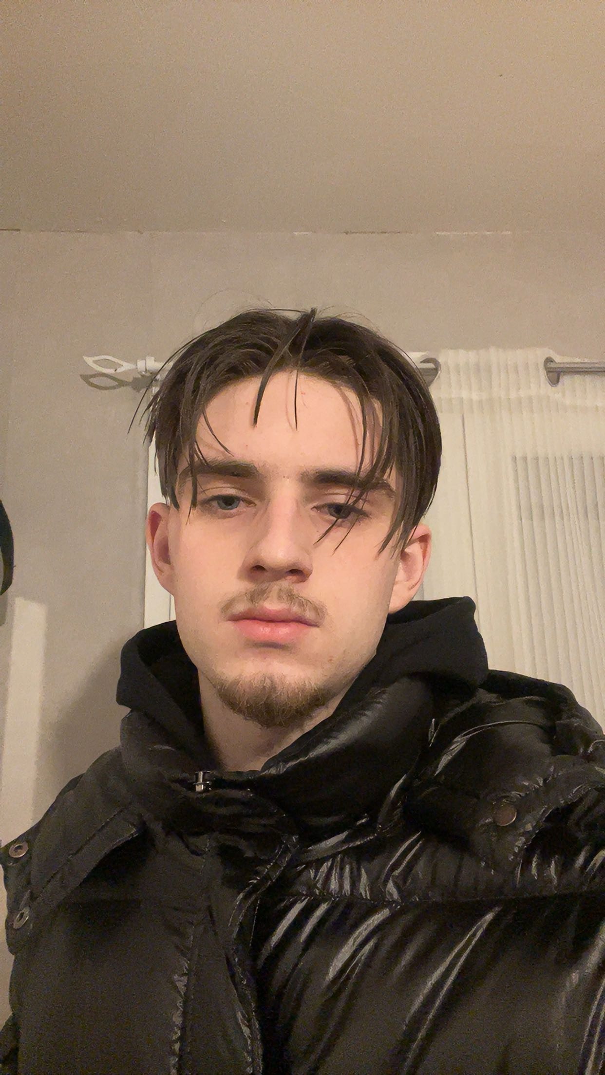 Profil de Danh, 20 ans, Annonce gay à Menznau