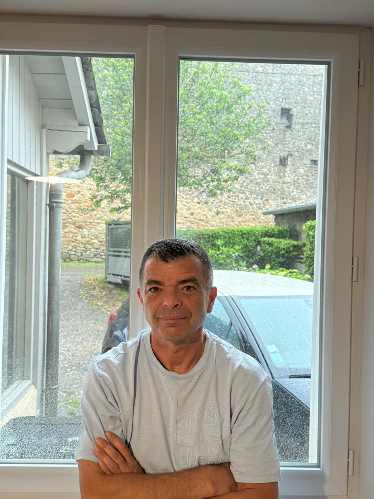 Profil de Rabah, 48 ans, Annonce gay à Genolier