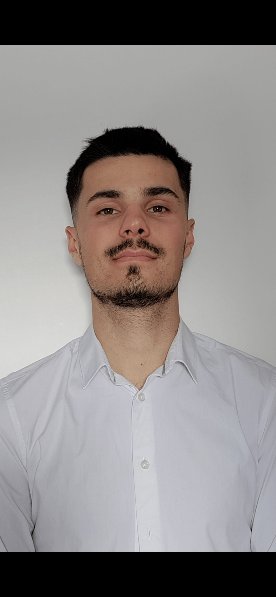 Profil de Fouhed, 19 ans, Annonce gay à Ramsei