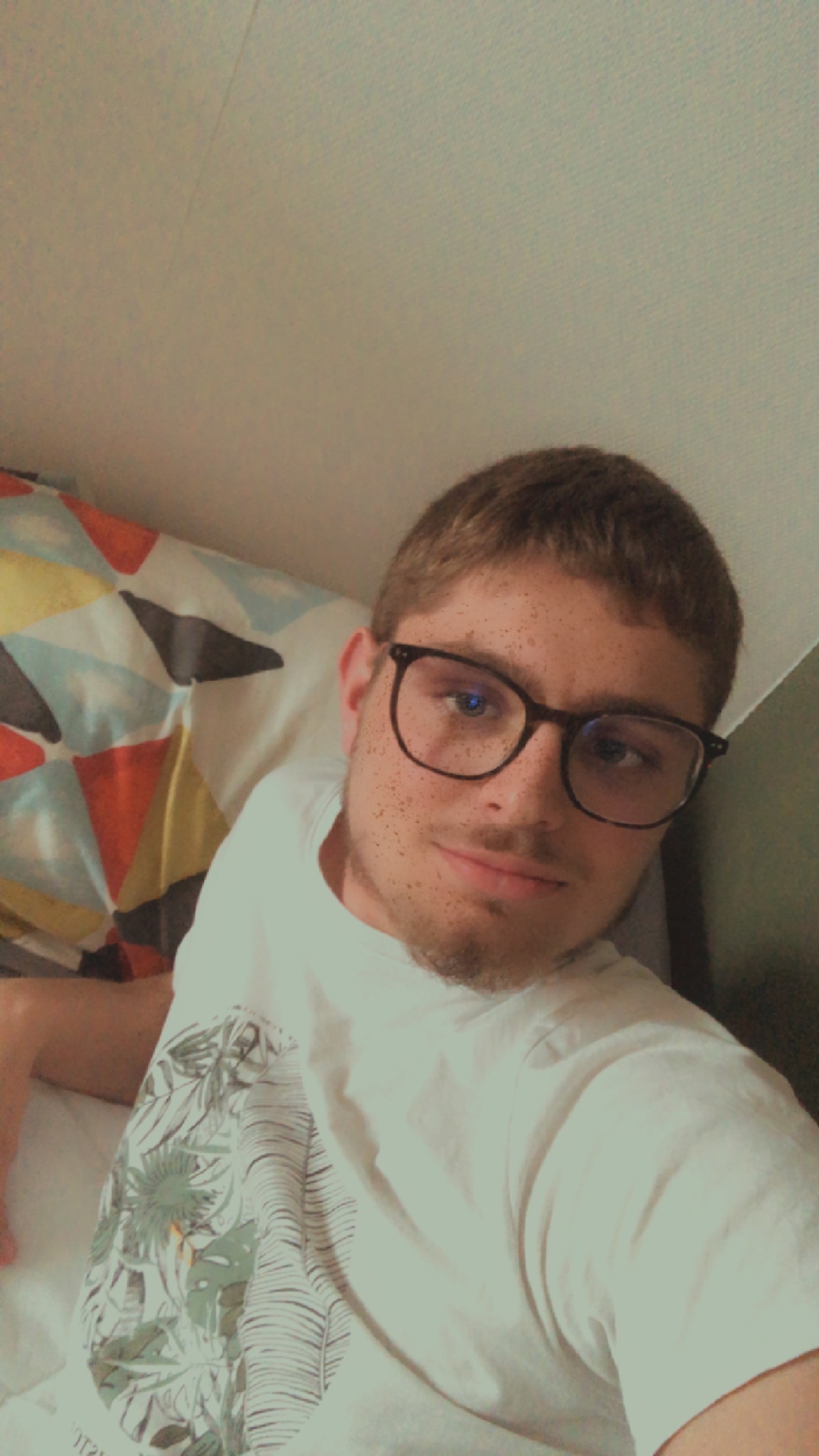 Profil de Randy, 21 ans, Annonce gay à Champoz