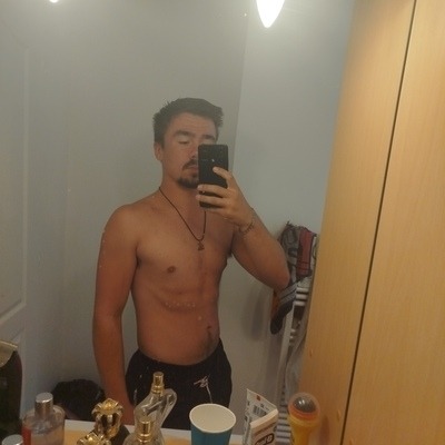 Profil de Moufid, 23 ans, Annonce gay à Schüpfen