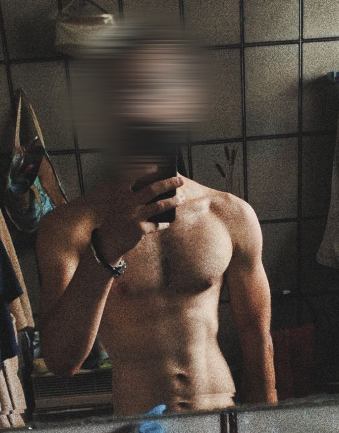 Profil de Winston, 23 ans, Annonce gay à Davos Monstein